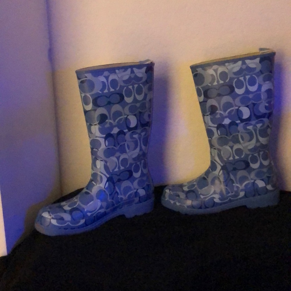 women’s size 9 coach rain boots